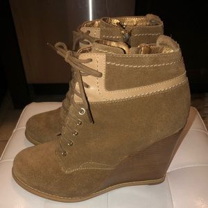 Cynthia Vincent Wedge Oxford Heels